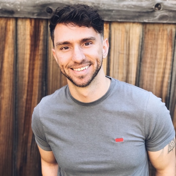 Meet your Posher, Stefen - Picture 2 of 3